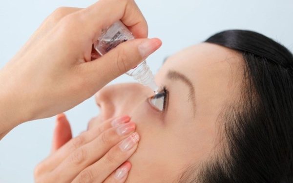 Thuốc nhỏ mắt cho người cận thị có thực sự tốt?