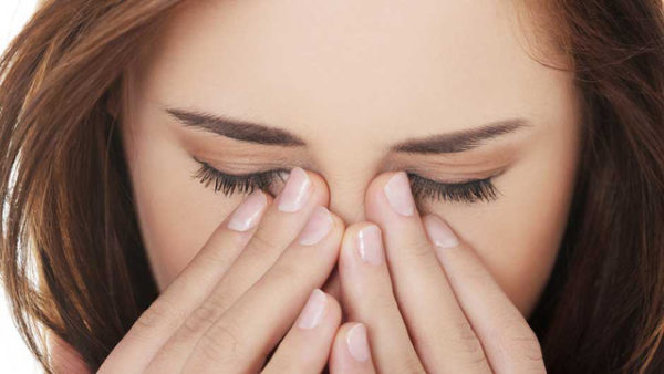 Người bị viêm giác mạc kiêng ăn gì là tốt nhất cho đôi mắt?